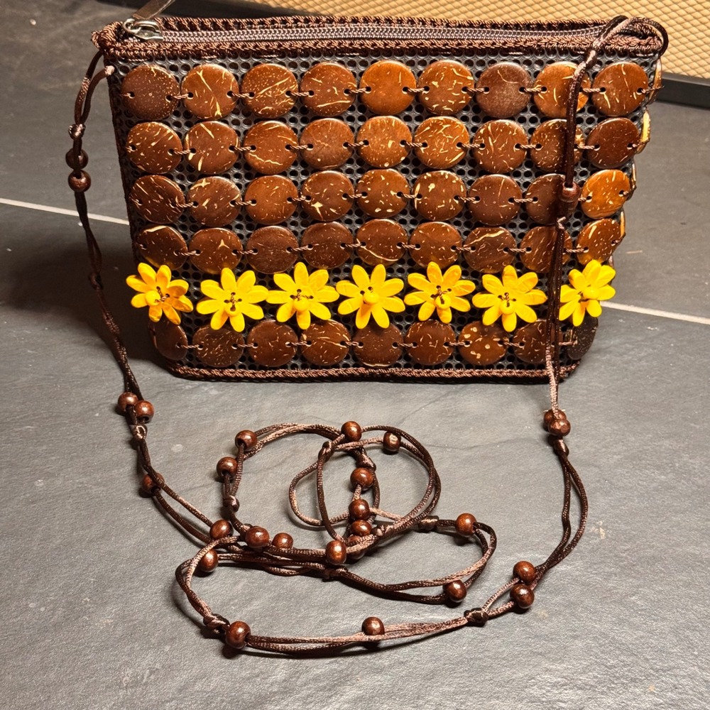 Boho Coconut Shell Crossbody Bag Brown Yellow Floral‎ Beaded Strap Tropical